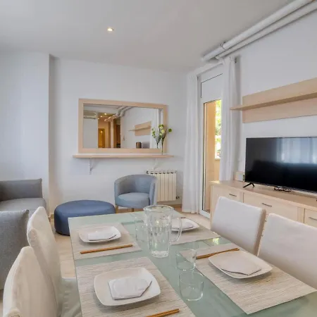 Appartement Centre Ap 4 *